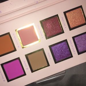 ALAMAR COSMETICS Spanglish Pressed Pigment Palette